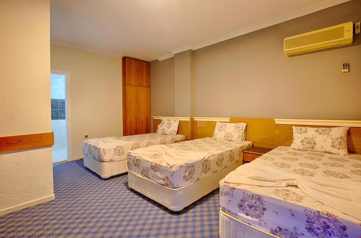 Azak Blue Otel 오쿠르칼라르 외부 사진